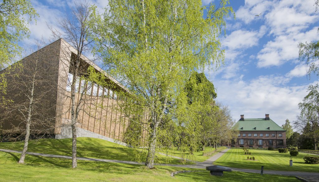 Serlachius-museo Gösta keväällä. Kuva: Sampo Linkoneva.