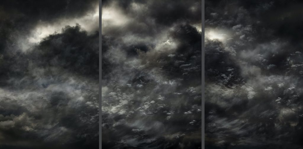 Santeri Tuori, Sky #26, 2015, viisiosainen pigmenttituloste. Kuva: Santeri Tuori