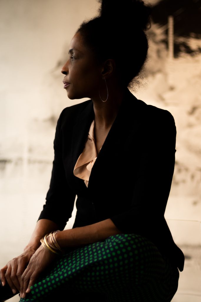 Lorna Simpsonin kuva. Kuva: James Wang